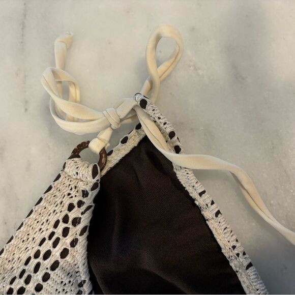 Old Navy Tan and Cream Crochet Bikini Bottom - Picture 4 of 6